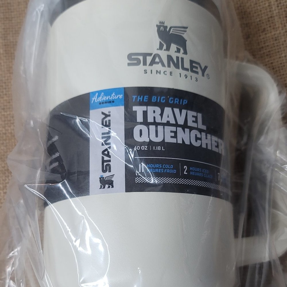 STANLEY Adventure Quencher 40 oz. 1st GEN. NEW Cream w/grey!